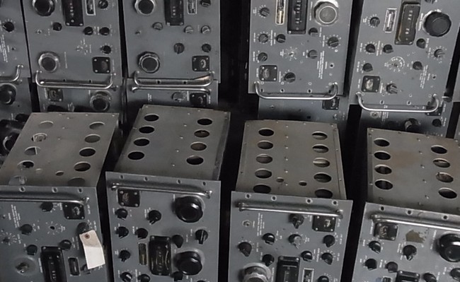 軍用受信機30台以上