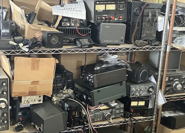 無線機の大量の写真