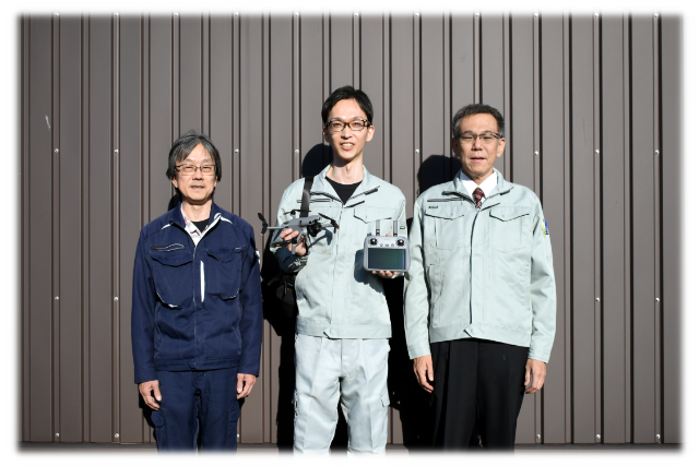 高山無線スタッフの写真。