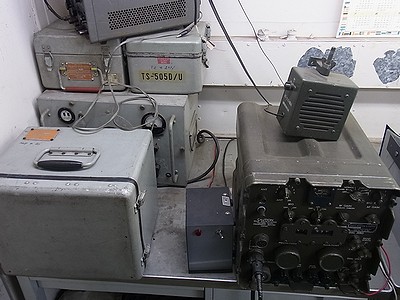 軍用無線機買取｜コリンズ51J-4やRACAL（レーカル）など