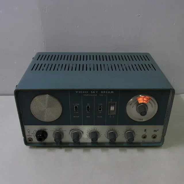 先日買い取りした無線機の中にトリオのTS-130が混じっておりまし