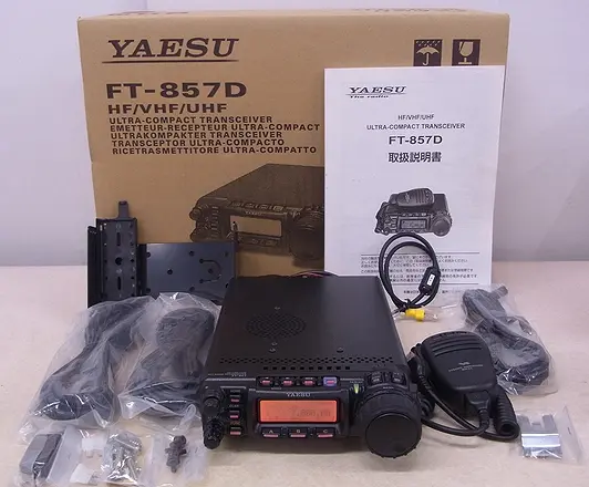 アイコム IC-7000 買取中です。