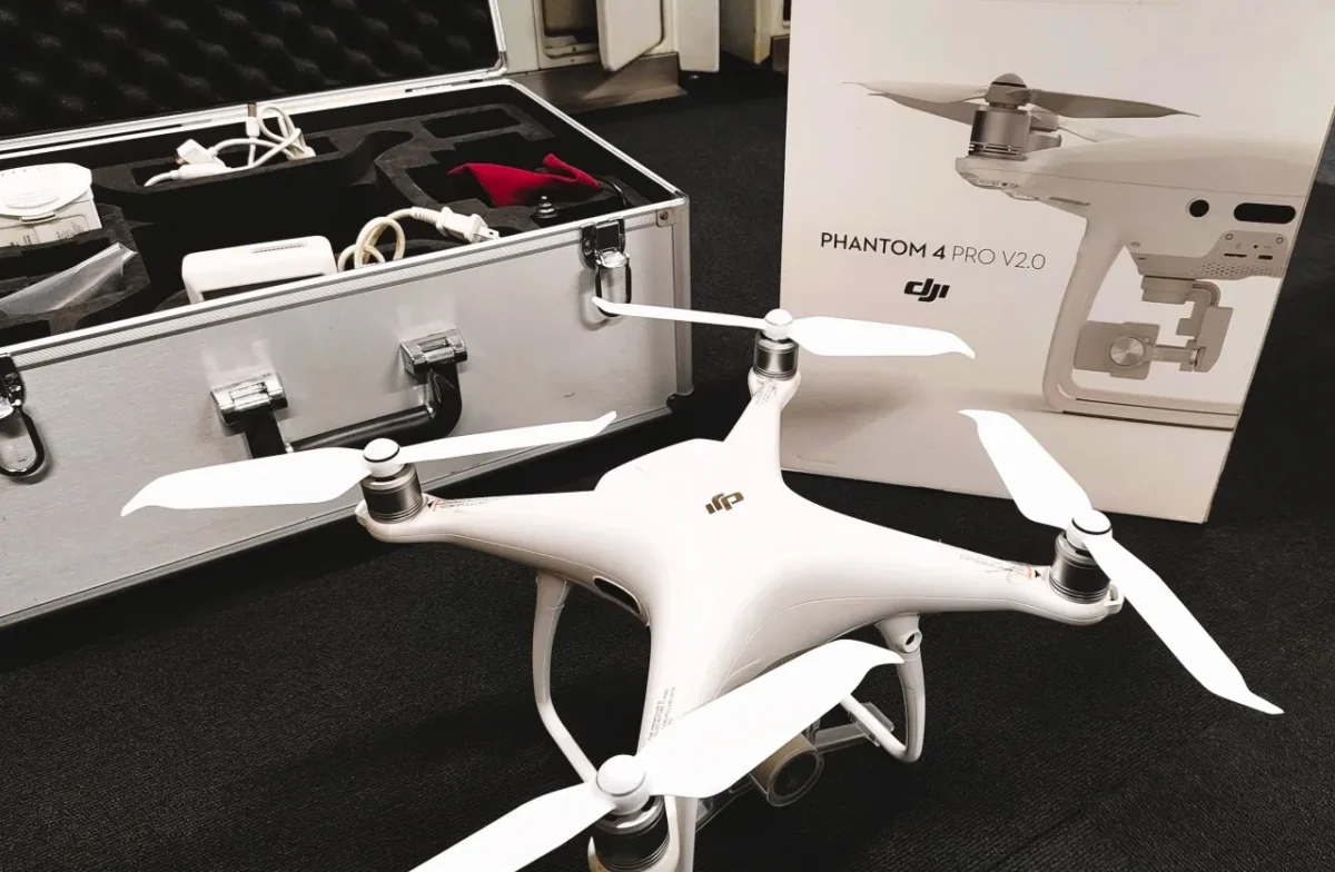 DJI Phantom 4 PRO V2.0
